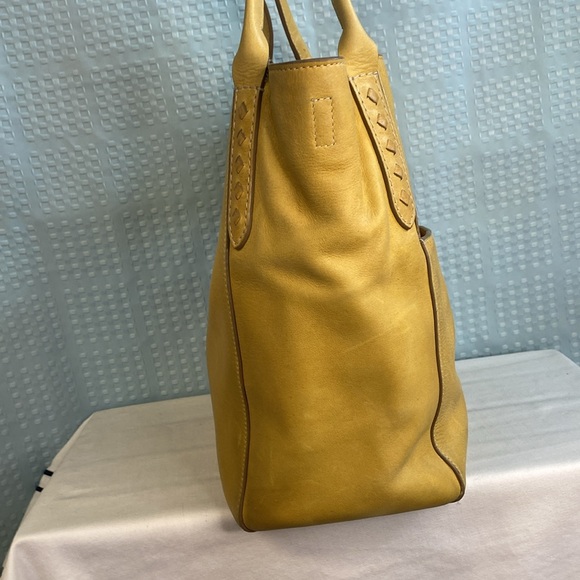 Frye Reed Medium Leather Hobo In Sunflower - Picture 9 of 17